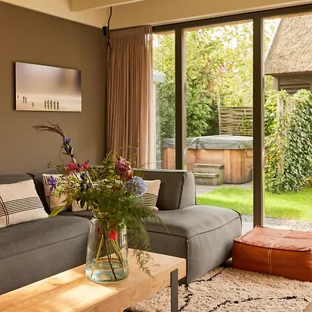 Dutchen Duynvoet Feriehus *