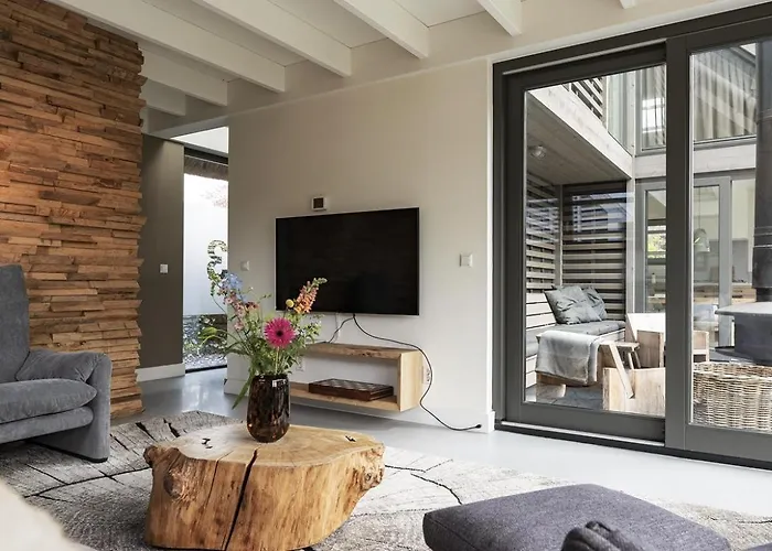 Dutchen Duynvoet * Схорл