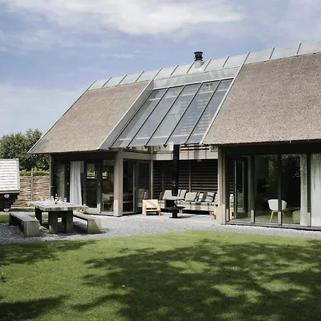 Dutchen Duynvoet Holiday home *